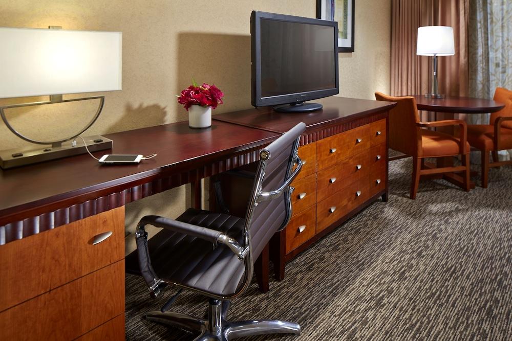Anaheim Portofino Inn & Suites Zewnętrze zdjęcie