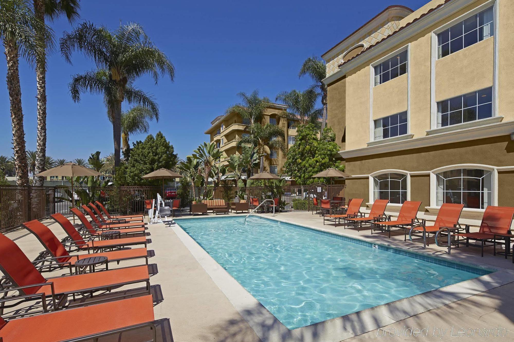 Anaheim Portofino Inn & Suites Zewnętrze zdjęcie